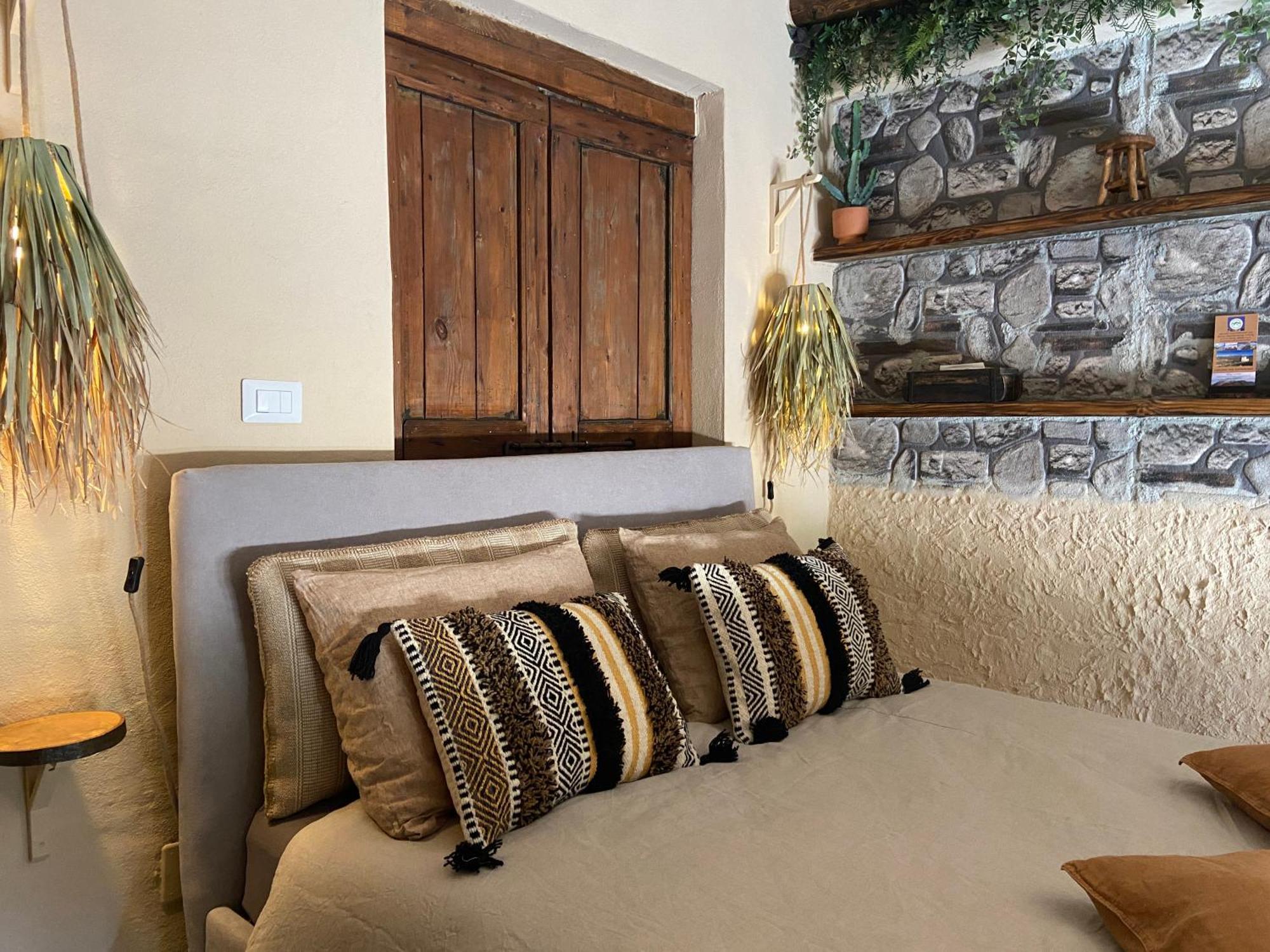 Bed And Adventure Tramontana Resort - Camera Vista Castilenti Екстер'єр фото